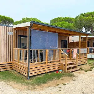 estivo-premium-mobile-homes-on-camping-malibu-beach.hotelslidodijesolo.com/